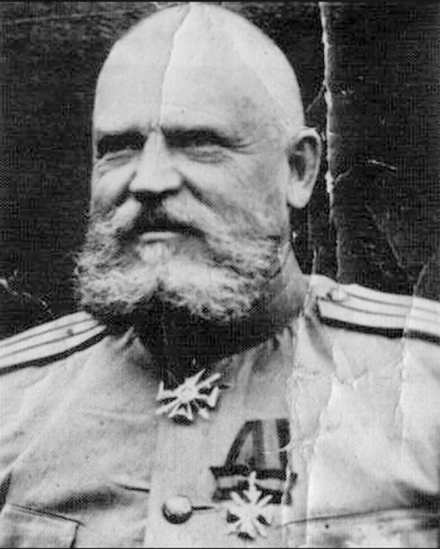 Кем был генерал Станкевич, похороненный рядом со Сталиным