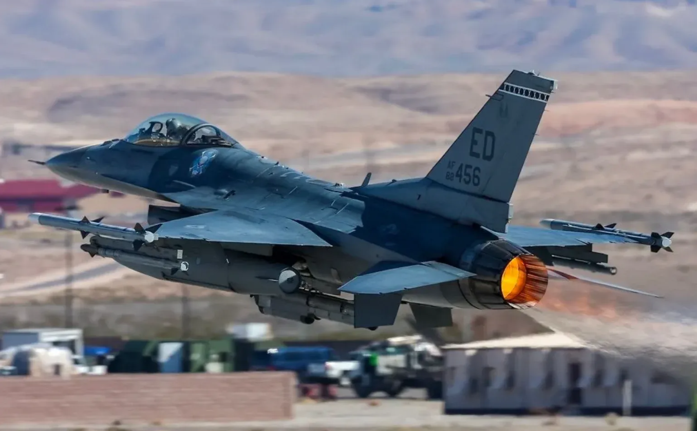 Невезуха с F-16: в США не хотят увидеть кадры горящих истребителей в украинском небе