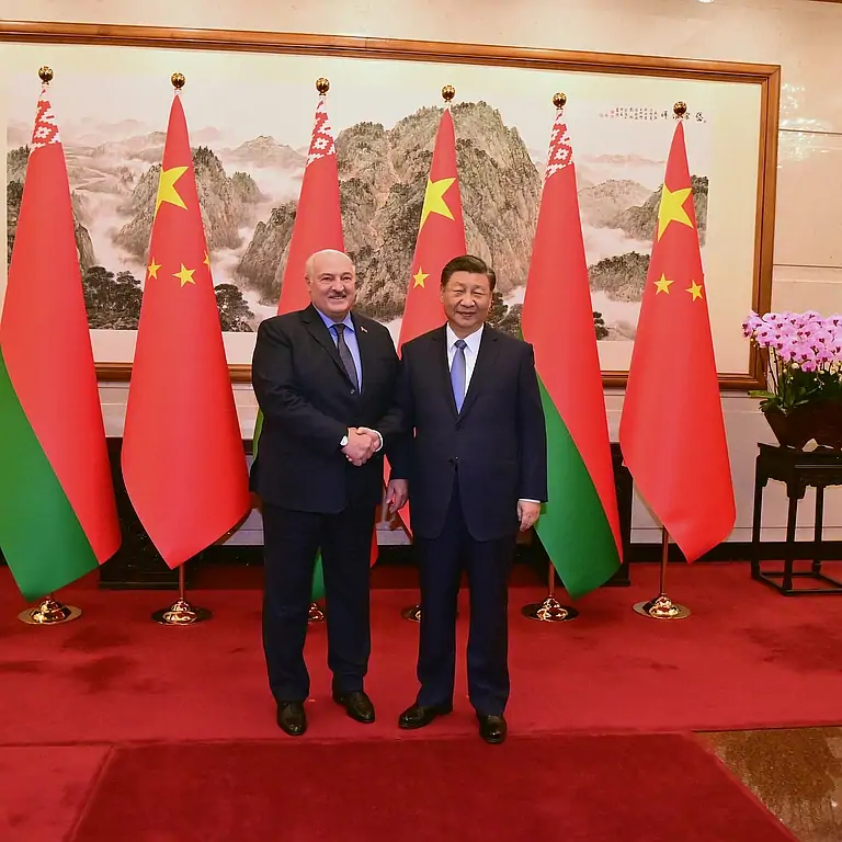 Си Цзиньпин предложил Лукашенко поменять систему управления миром