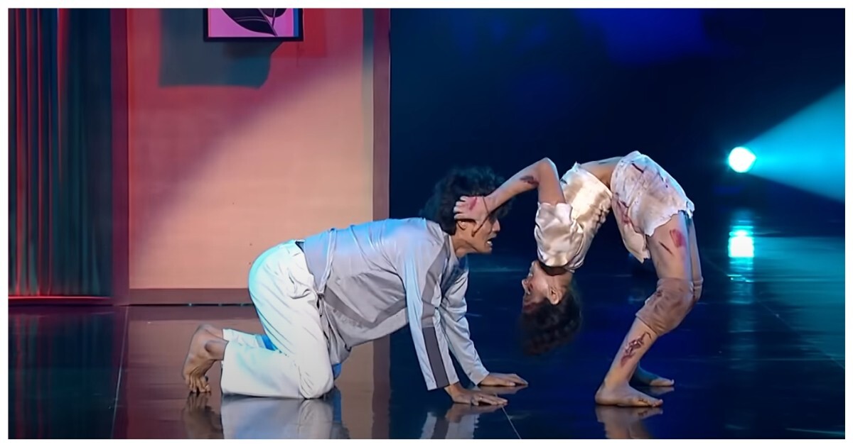 Жуткие танцы на шоу талантов в Индии