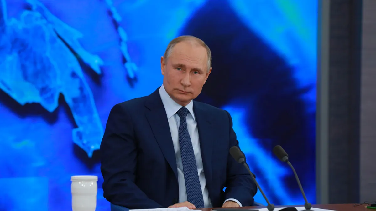 От добровольцев до воспитания молодежи: Путин ответил на вопросы новых территорий