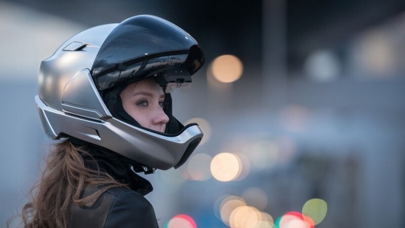 Cross Helmet X1: умный шлем с камерой заднего вида, который заставит вас почувствовать себя Железным Человеком