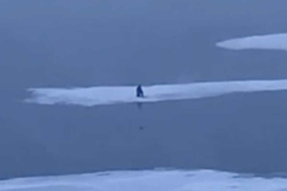 В Красноярске  рыбака унесло на оторвавшейся льдине