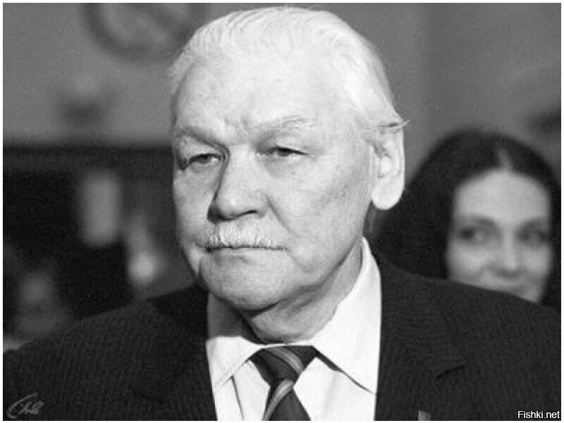 Всеволод Васильевич Санаев родился (12) 25 февраля 1912 года в Туле