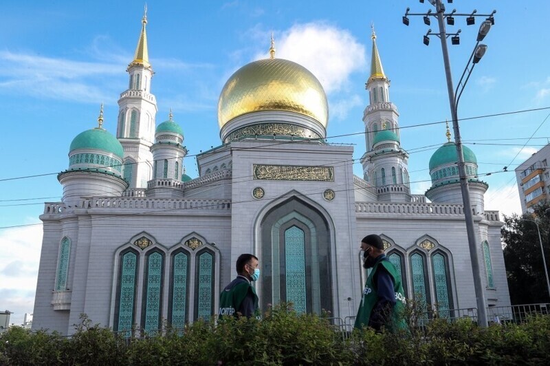Ураза на удаленке: мусульманский праздник в Москве перевели на онлайн