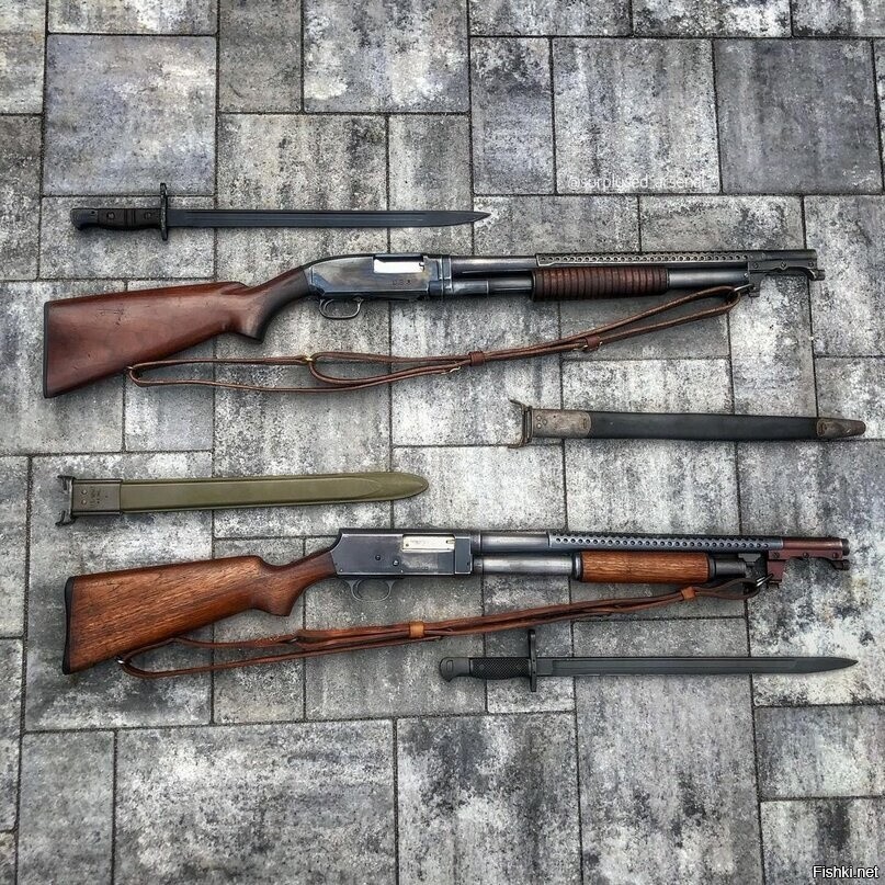 Помповые ружья Winchester Model 12 и Stevens 520-30 Trench Gun с 20" стволами...
