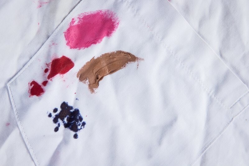 Как удалить краску с одежды