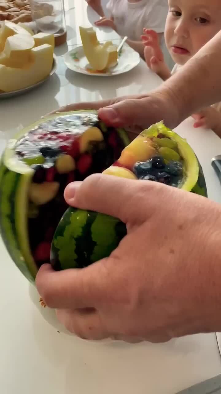 Оригинальный арбуз