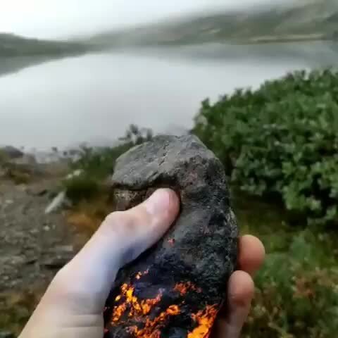 Флуоресцентный минерал 
