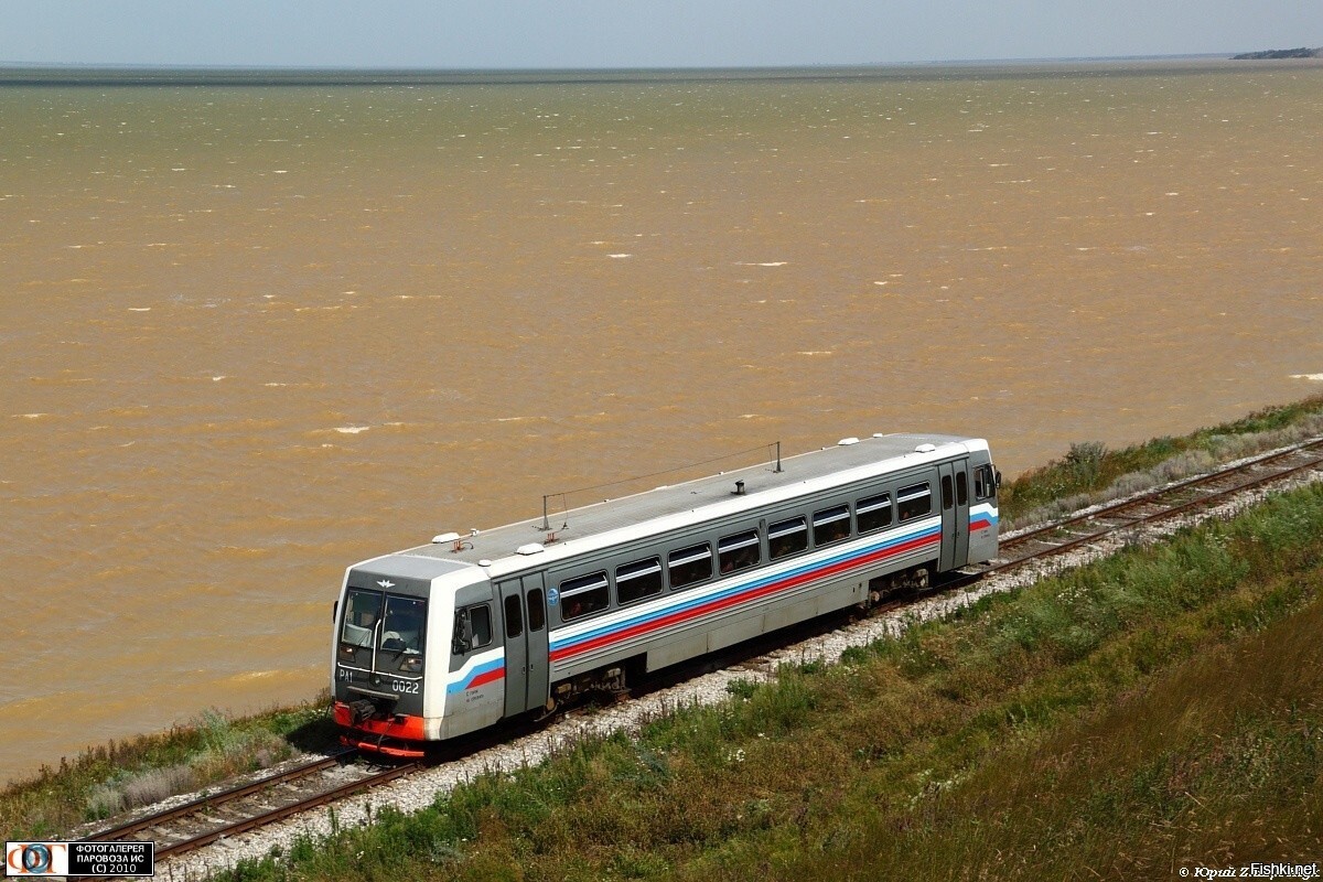 Рельсовый автобус РА1-0022 сообщением Староминская - Ейск, участок о