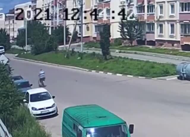 Решил прокатиться по встречке
