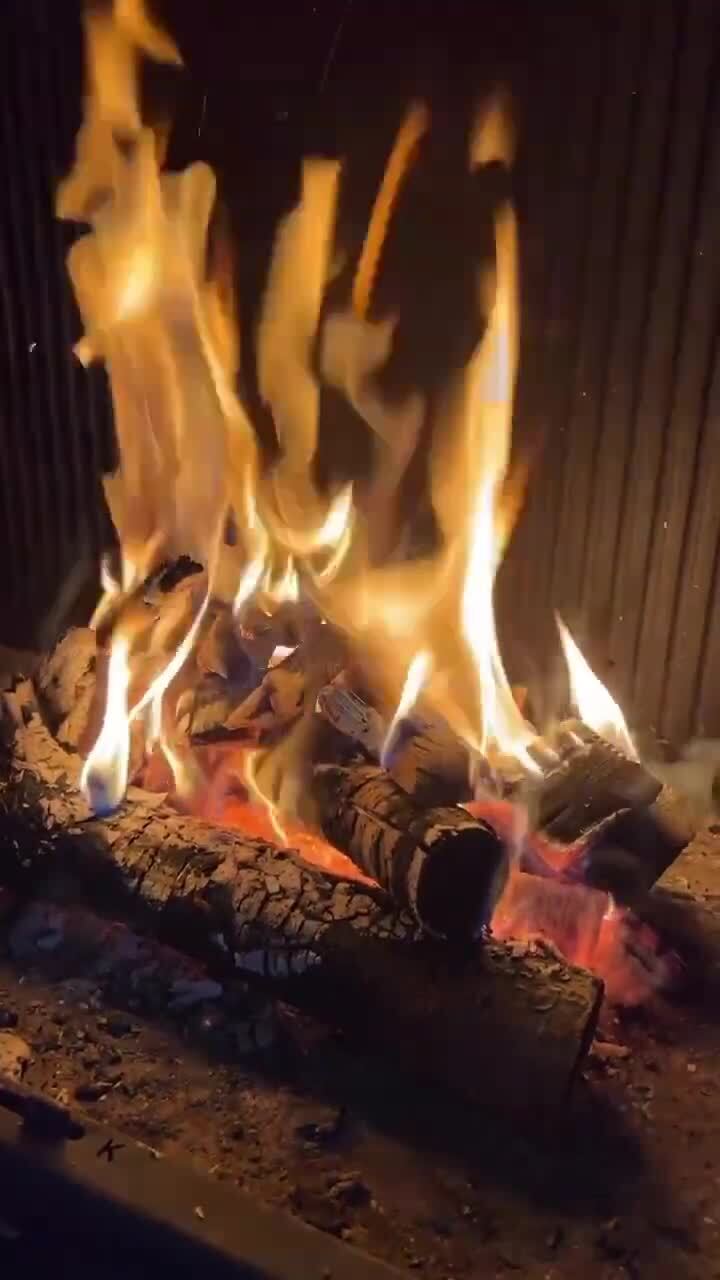 Уютных выходных и теплого пледа