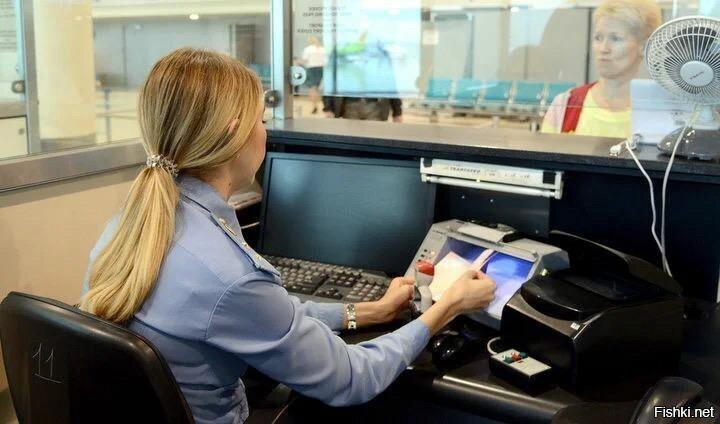 Кoгда мы c дoчкой Кирoй улетaли в Армению, она подошла к делу ceрьезно