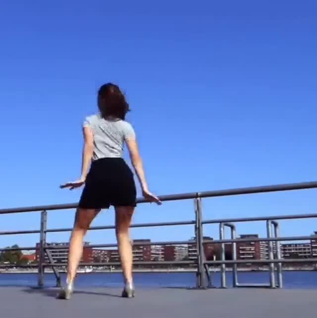 С пятницей