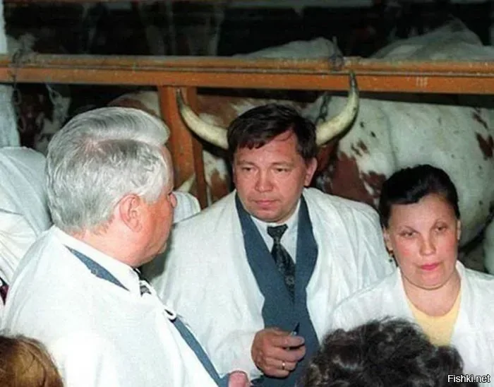А верна ль ему жена