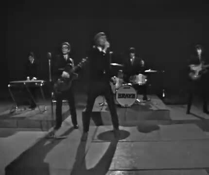 Los Bravos -- Black Is Black, 1967 г