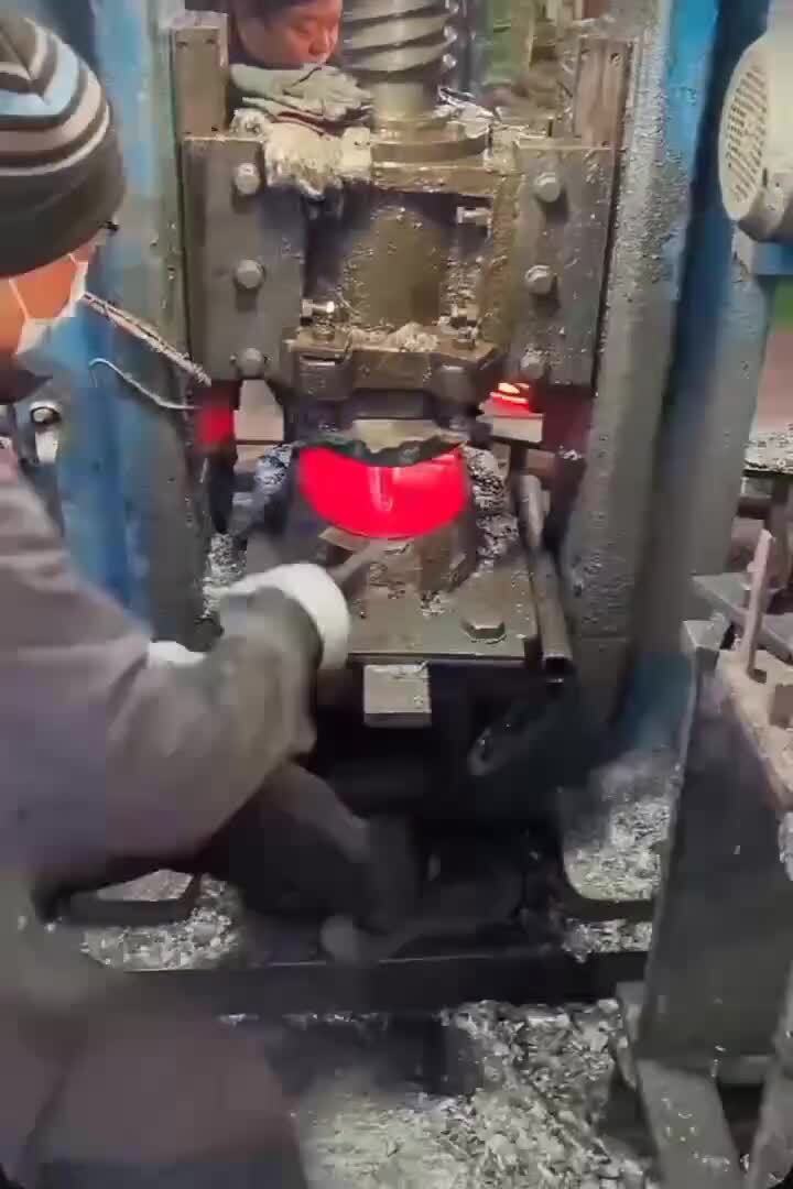 Производство лопат наглядно