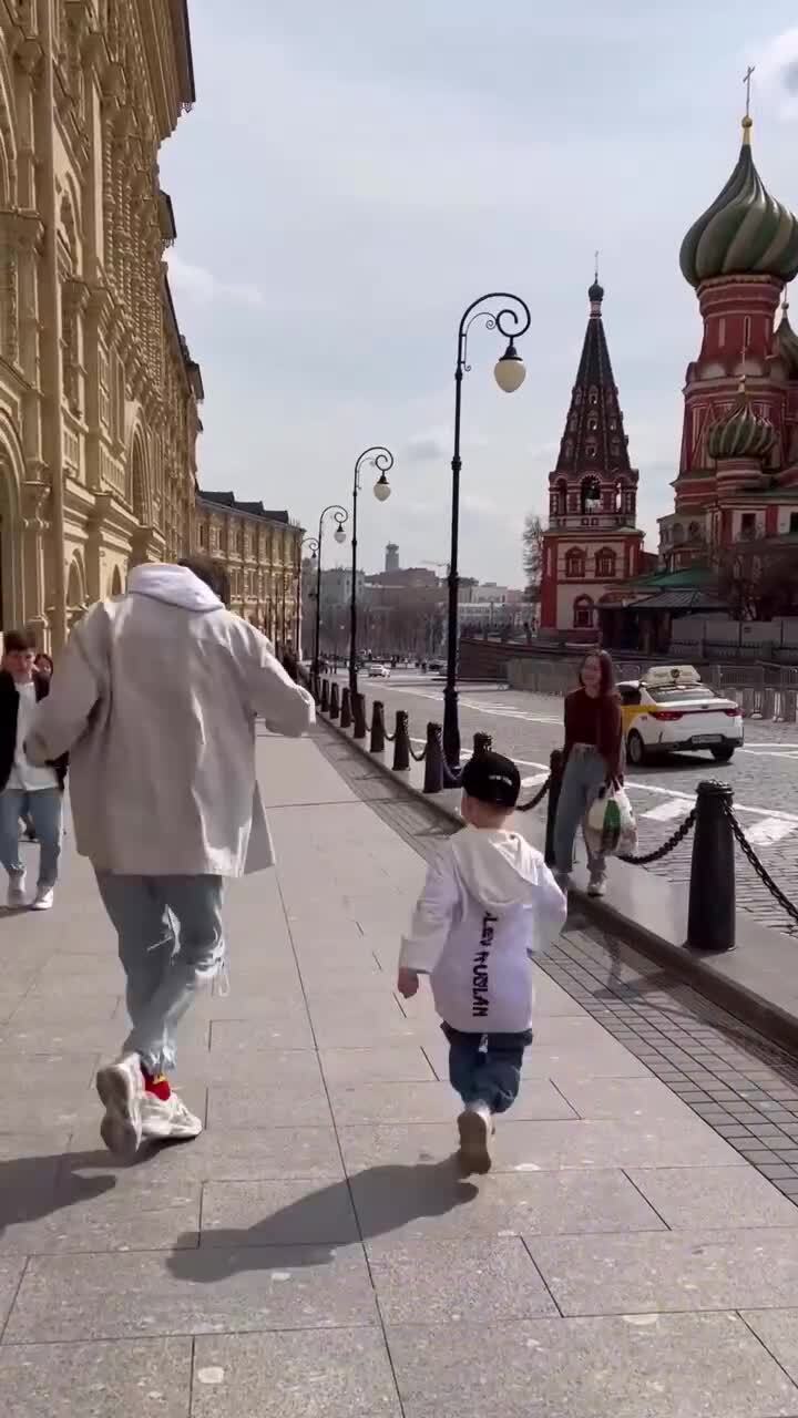 Ишь, чего откаблучивают