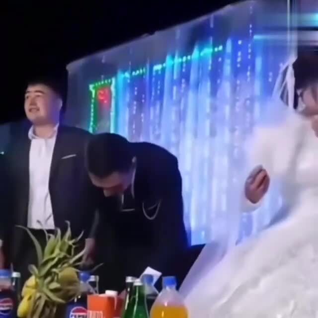 ....и жили они долго и .......