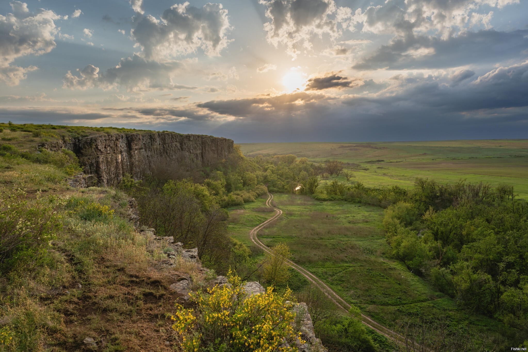 Закат на Зайцевских скалах