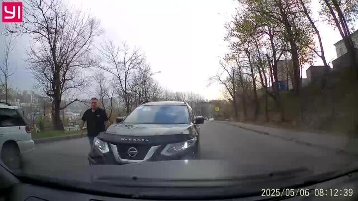 Очередной "самый умный" знаток ПДД