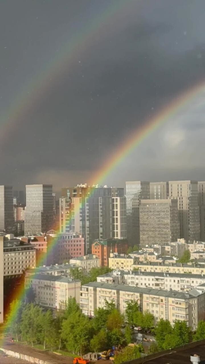 Двойная радуга сегодня в Москве