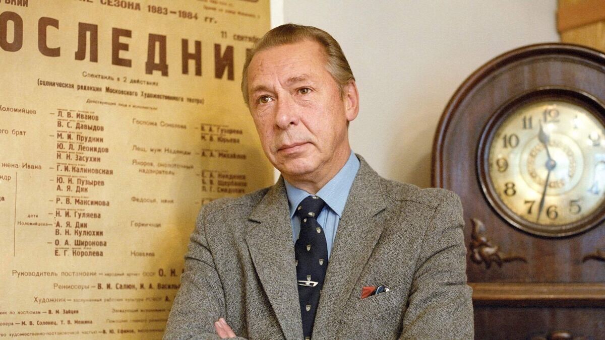 Олег Ефремов: «Егор Гайдар помнит, как я с ним ещё маленьким играл»