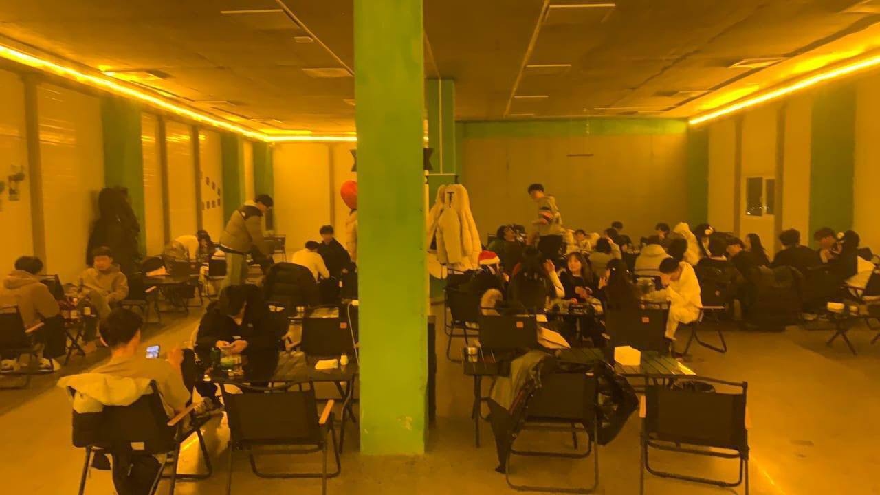Во Владивостоке обнаружили подпольный бар для китайцев