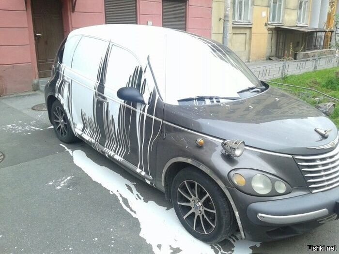 За неправильную парковку, бонусом бесплатная покраска