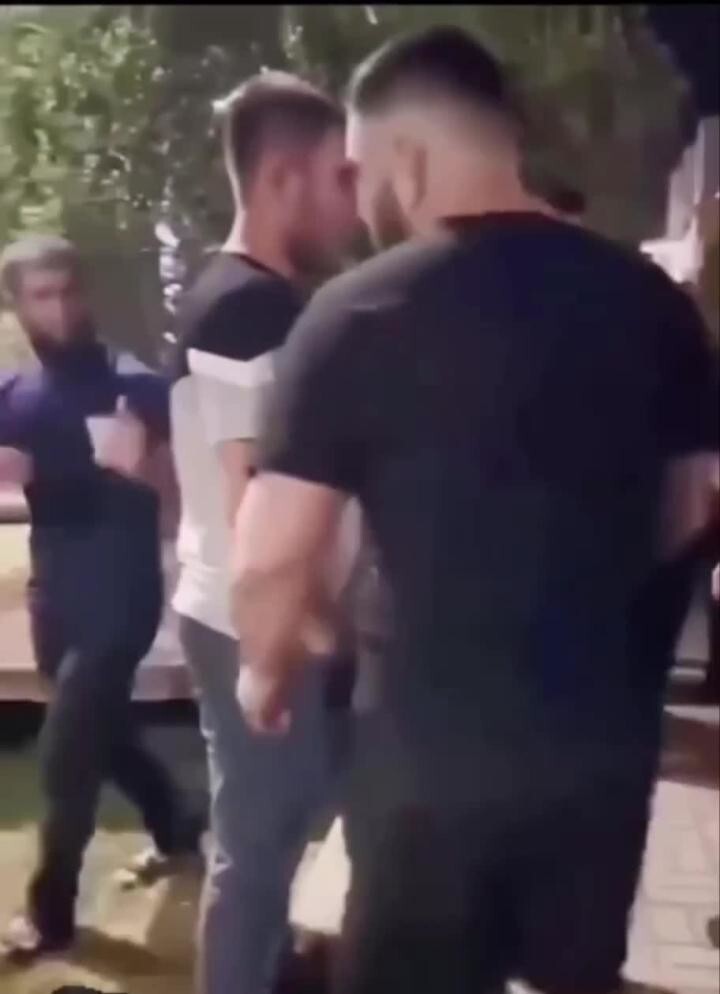 Давай отойдем