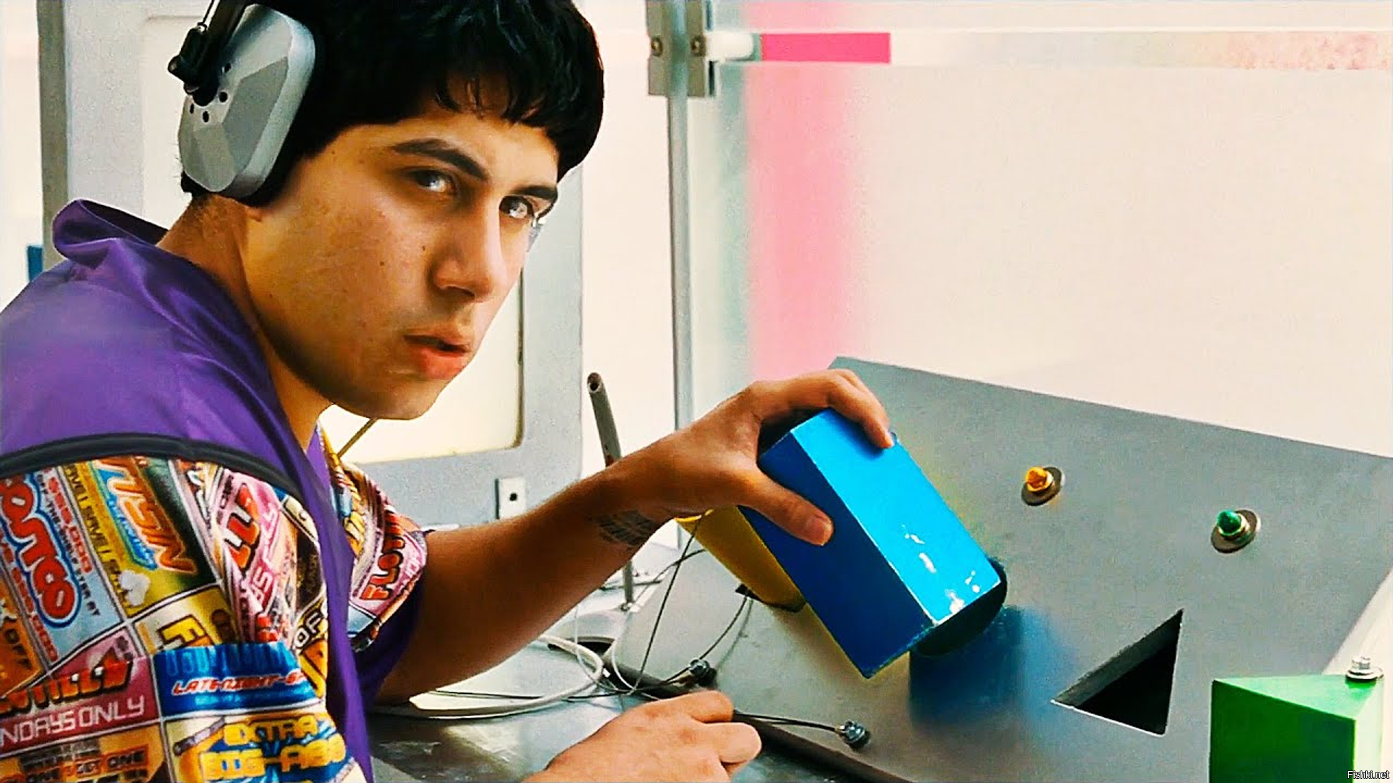У нас есть выездной сервис-инженер, который любит повторять, что инженеры пре...