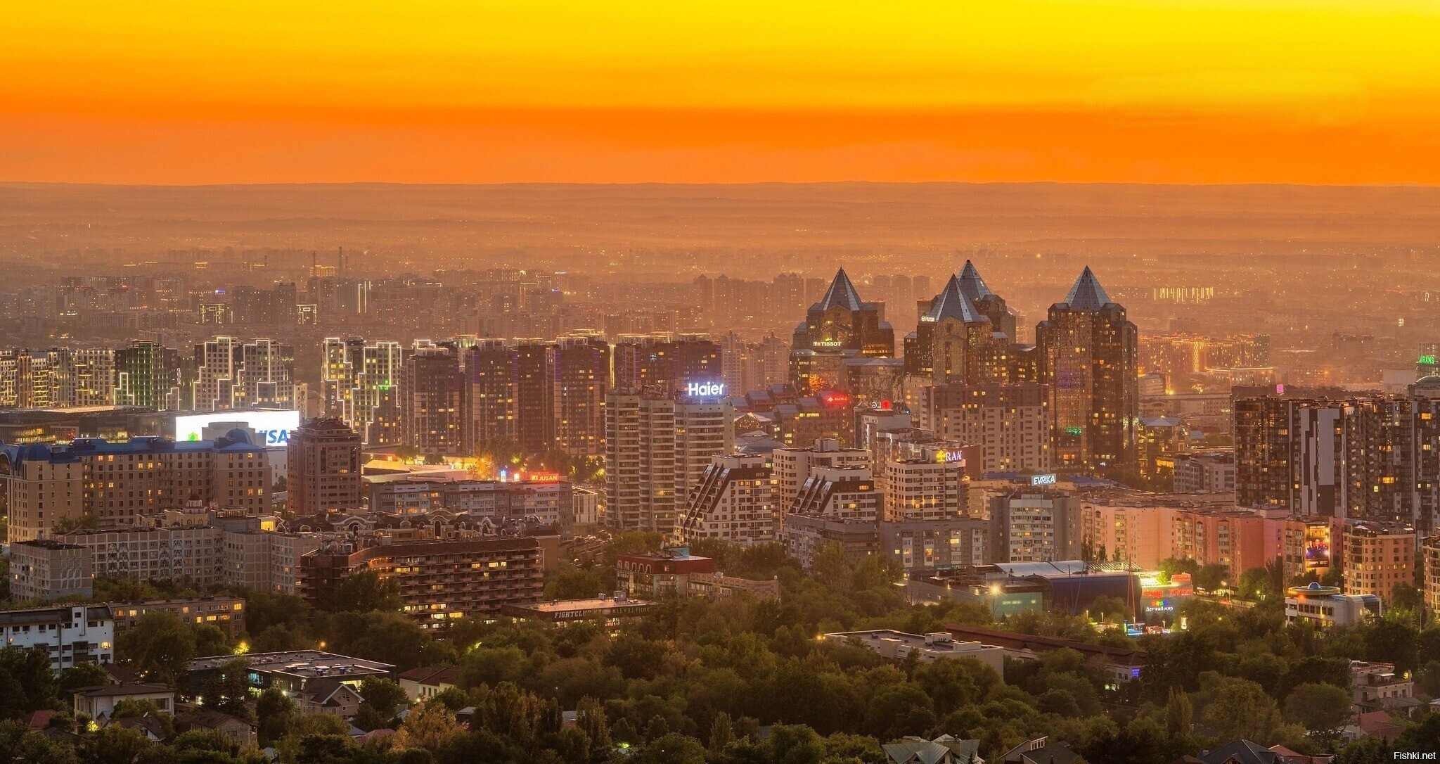 Вечерняя Алма-Ата