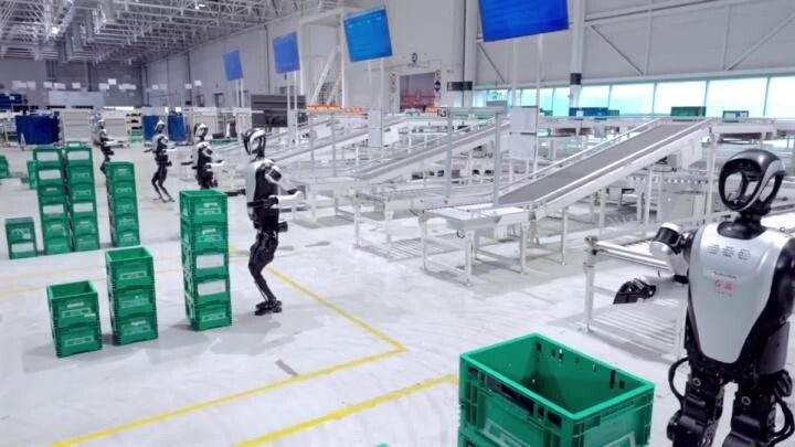 Первое поколение роботов-работяг уже вышло на смену