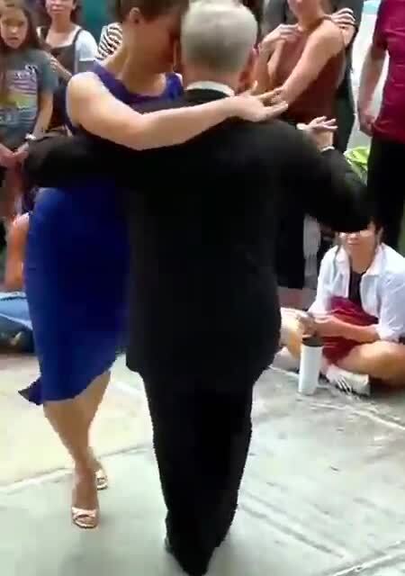 Элегантно