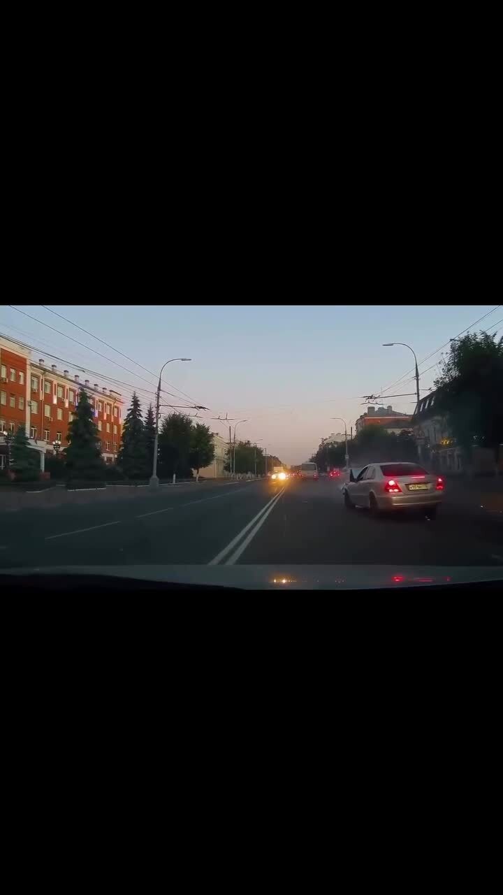 Конкретно попал