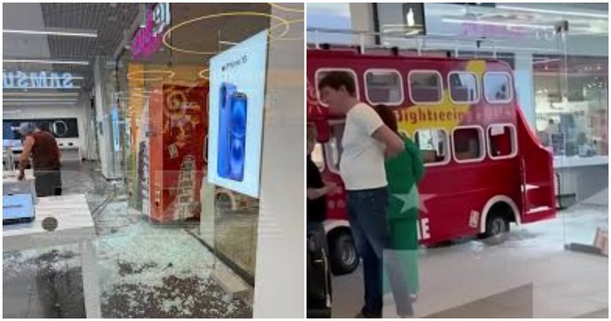 В Подмосковье дети угнали детский автобус и снесли витрину ТЦ