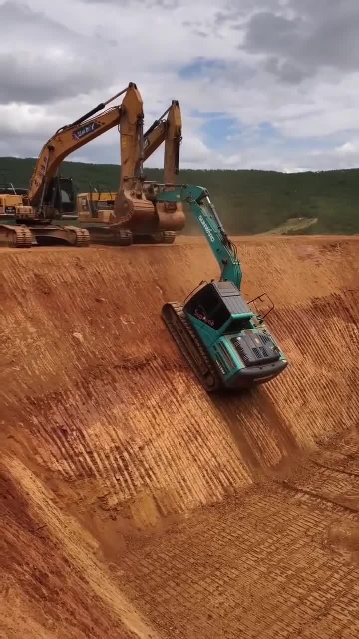 Вытянули товарища)