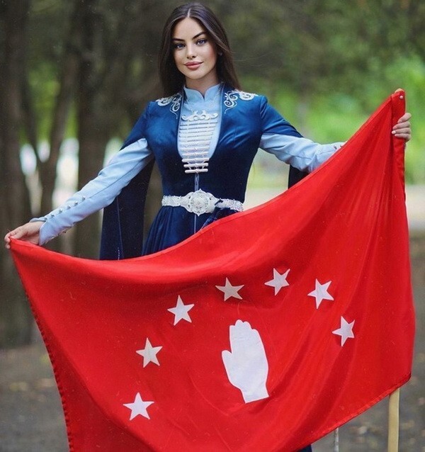 Абазины