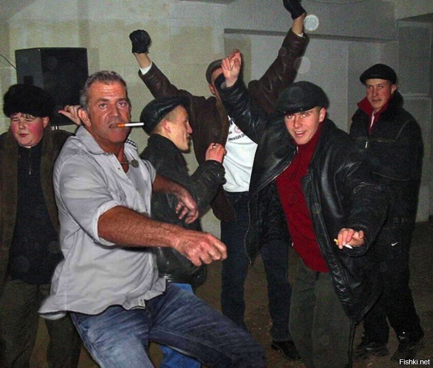 Мел Гибсон инкогнито тусует в Чертаново 