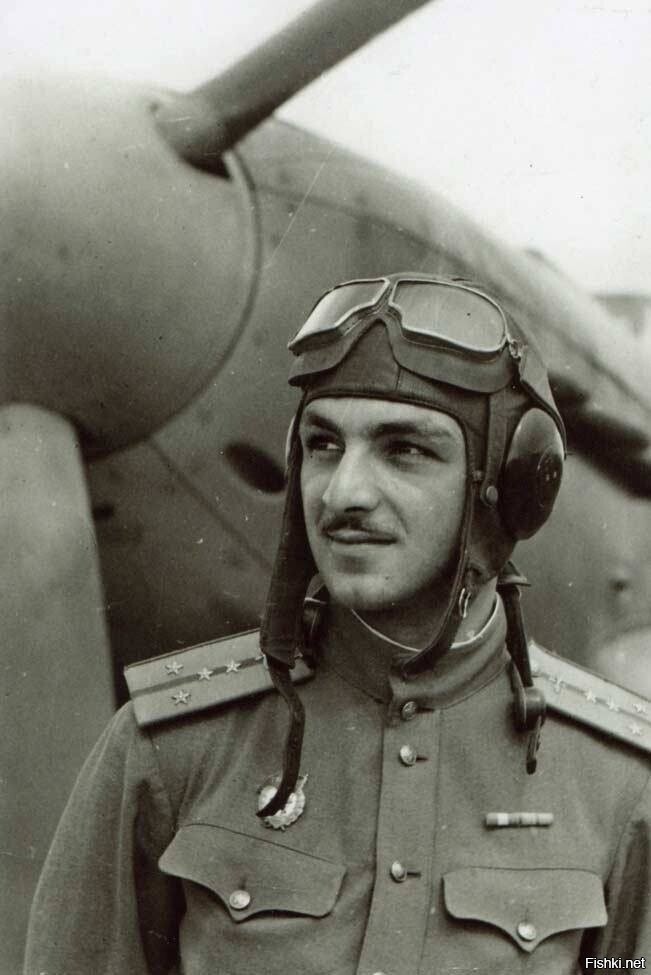 12 июля 1922 года в Тифлисе (Тбилиси) родился летчик-испытатель Степан Анаста...