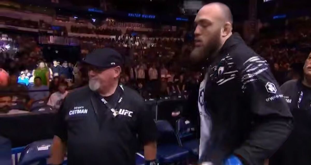 Боец UFC из Бразилии вышел на ринг под российскую песню «Матушка»