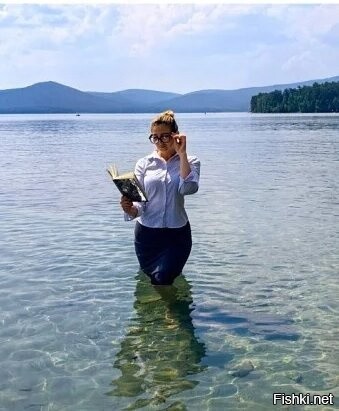 Напоминаю, так должен выглядеть учитель на пляже