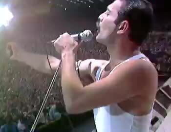 Сегодня ровно 40 лет легендарному концерту «Live Aid», на котором рок-звёзды ...