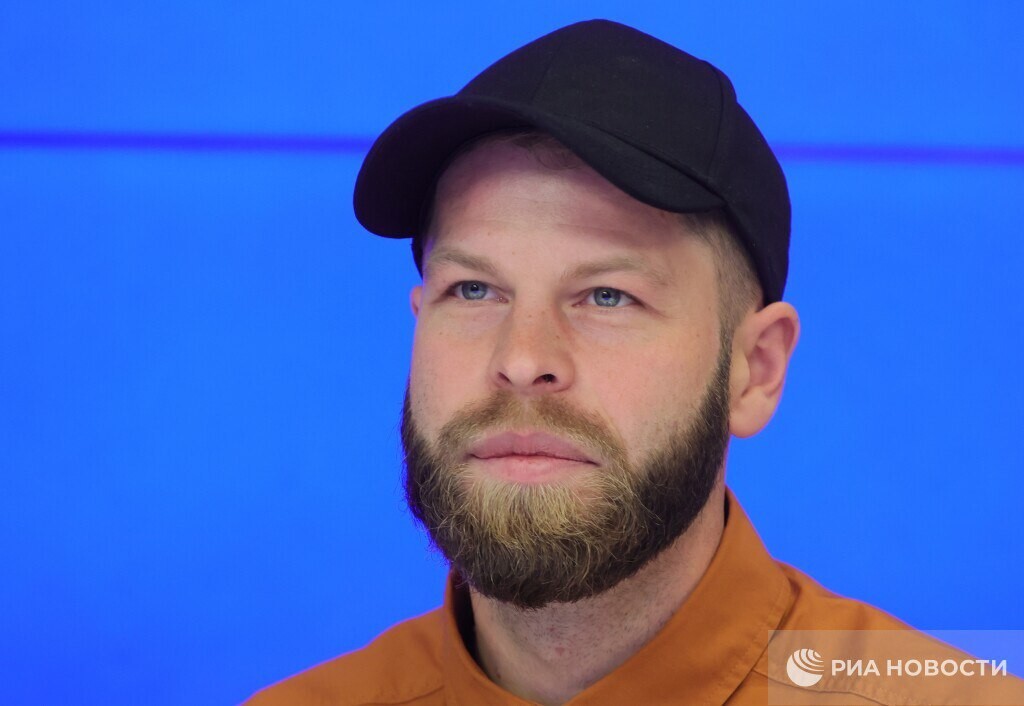 Американец Дэниэл Мартиндейл, помогавший российским войскам в ходе СВО, получил российский паспорт