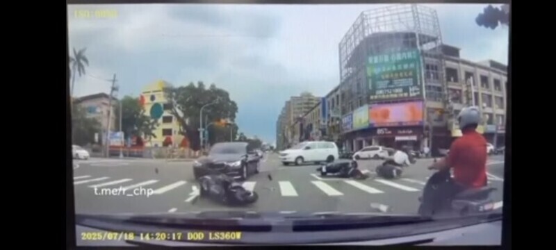 Бей своих, чтобы чужие боялись. ДТП в  Тайване