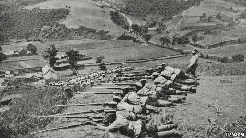 Русская пехота на холме в Маньчжурии во время русско-японской войны 1905 г