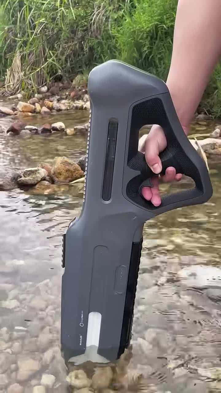 Классный водяной пистолет