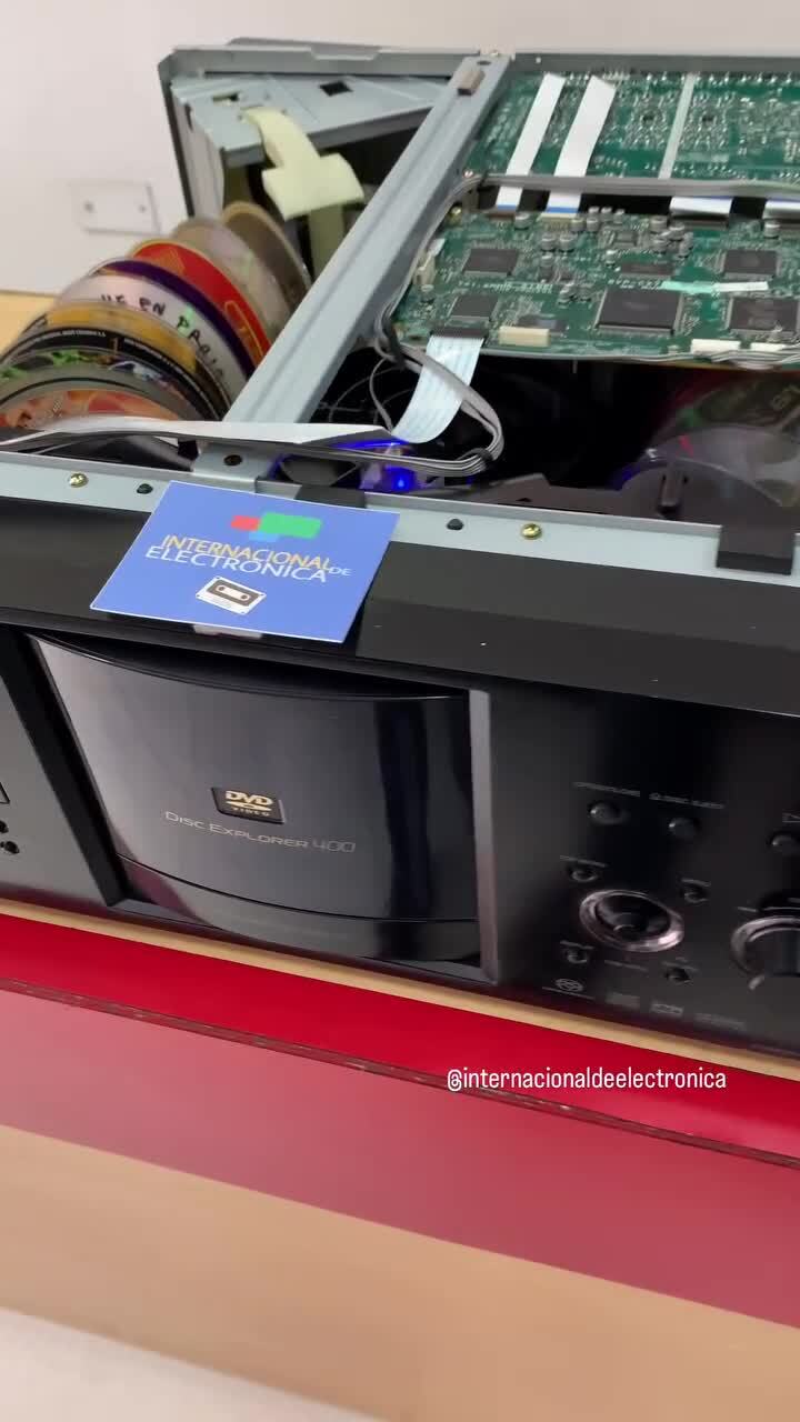 SONY 400 Disk Explorer, DVD-CD Player