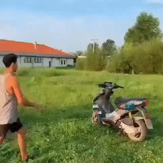 - Шлём надень