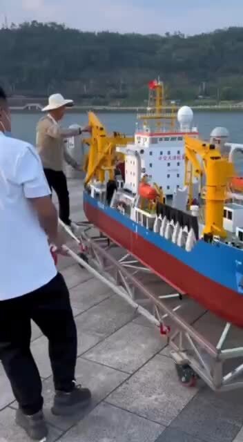 Вот такой создаётся макет корабля, в реальных пропорциях, перед постройкой по...